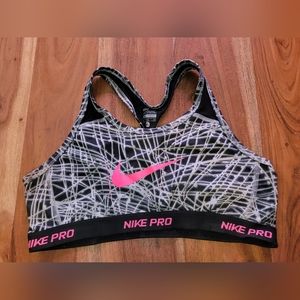 XL Nike Pro sports bra